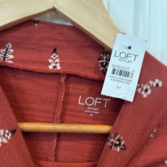 Loft Outlet Turtle Neck Size Medium - Picture 5 of 6